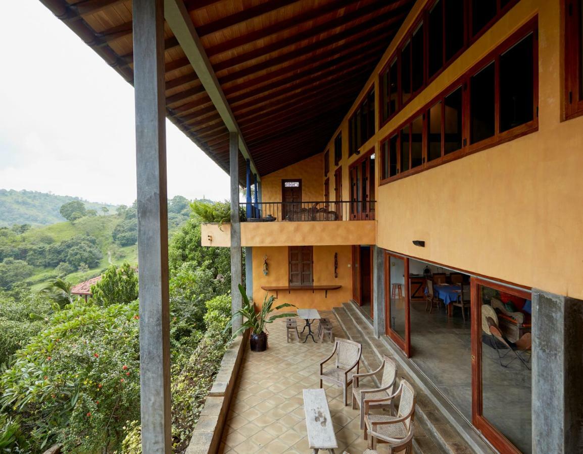 Bamboo Villa Kandy Digana Exterior foto